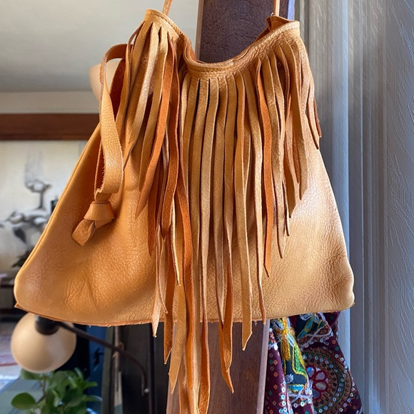 Vtg Deerskin Fringe Bag Conchos Leather Shoulder Boho Western Purse USA Made 80s - Picture 2 of 7